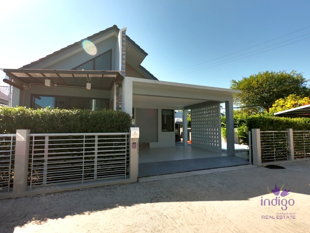 For Sale 3 Bedroom Single Storey Home with a Private Swimming pool, Saraphi, Chiang Mai