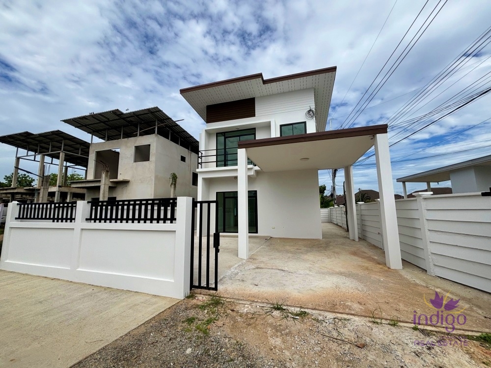 ขายบ้านสร้างใหม่ พร้อมอยู่ 4 ห้องนอน 3 ห้องน้ำ สารภี เชียงใหม่