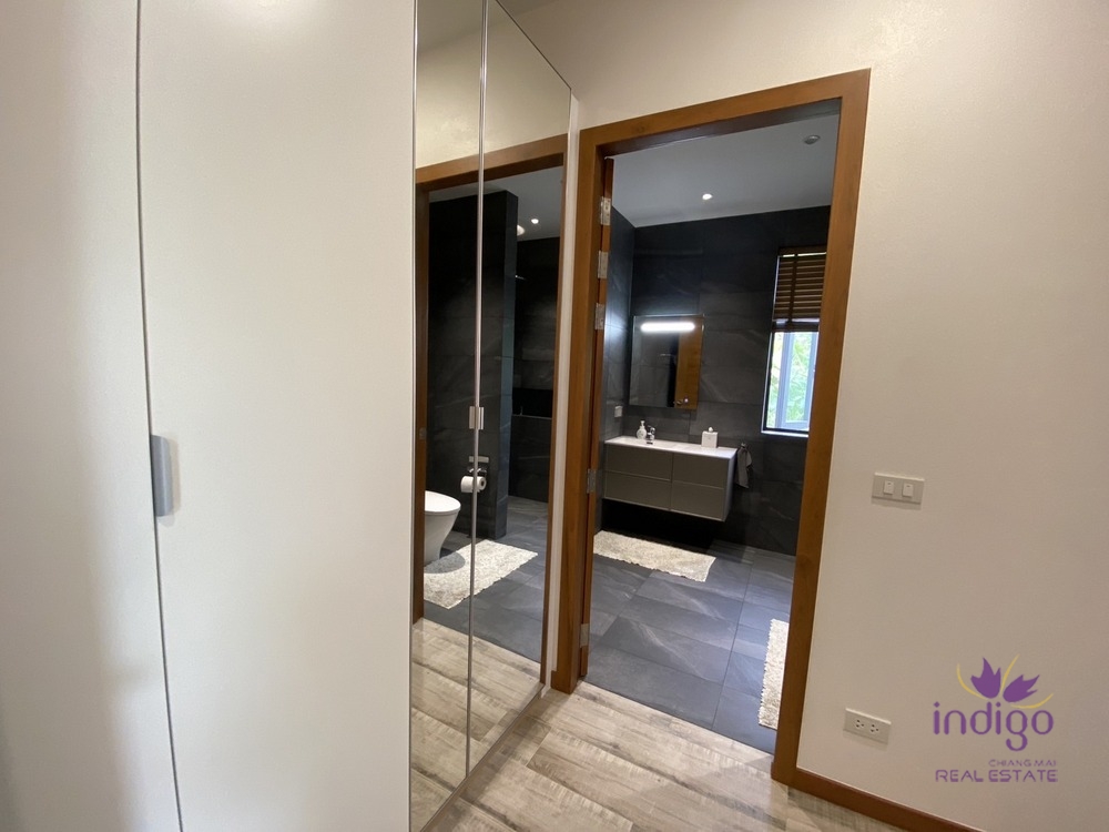 NEW Modern House for sale 4 bedroom ,land size 1 Rai 50 sqw, near Grand